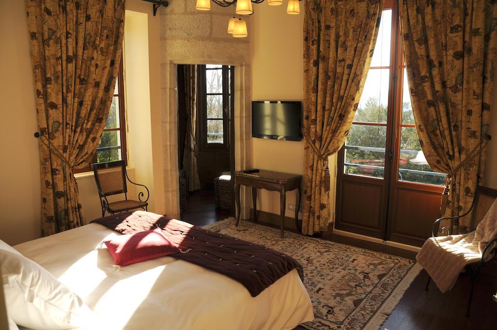 Bed and Breakfast Castel Peyssard Périgueux Habitación foto